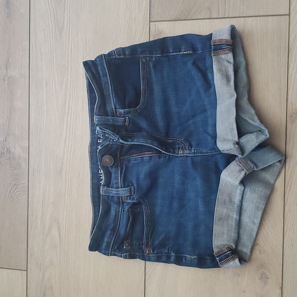 American Eagle cuffed jean shorts, size 2